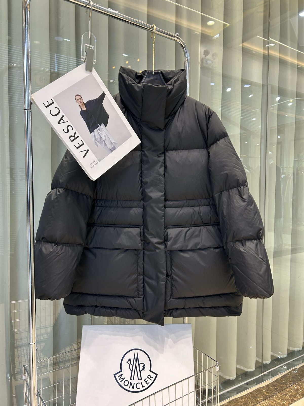 Moncler Women vouglans Winter Jacket Size S-XL - Image 1