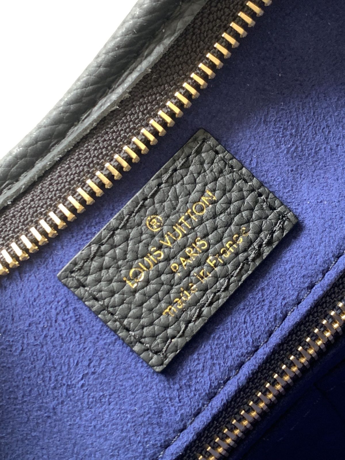 Louis Vuitton M46288 CarryAll Women Bags Size 29*24*12cm - Image 9