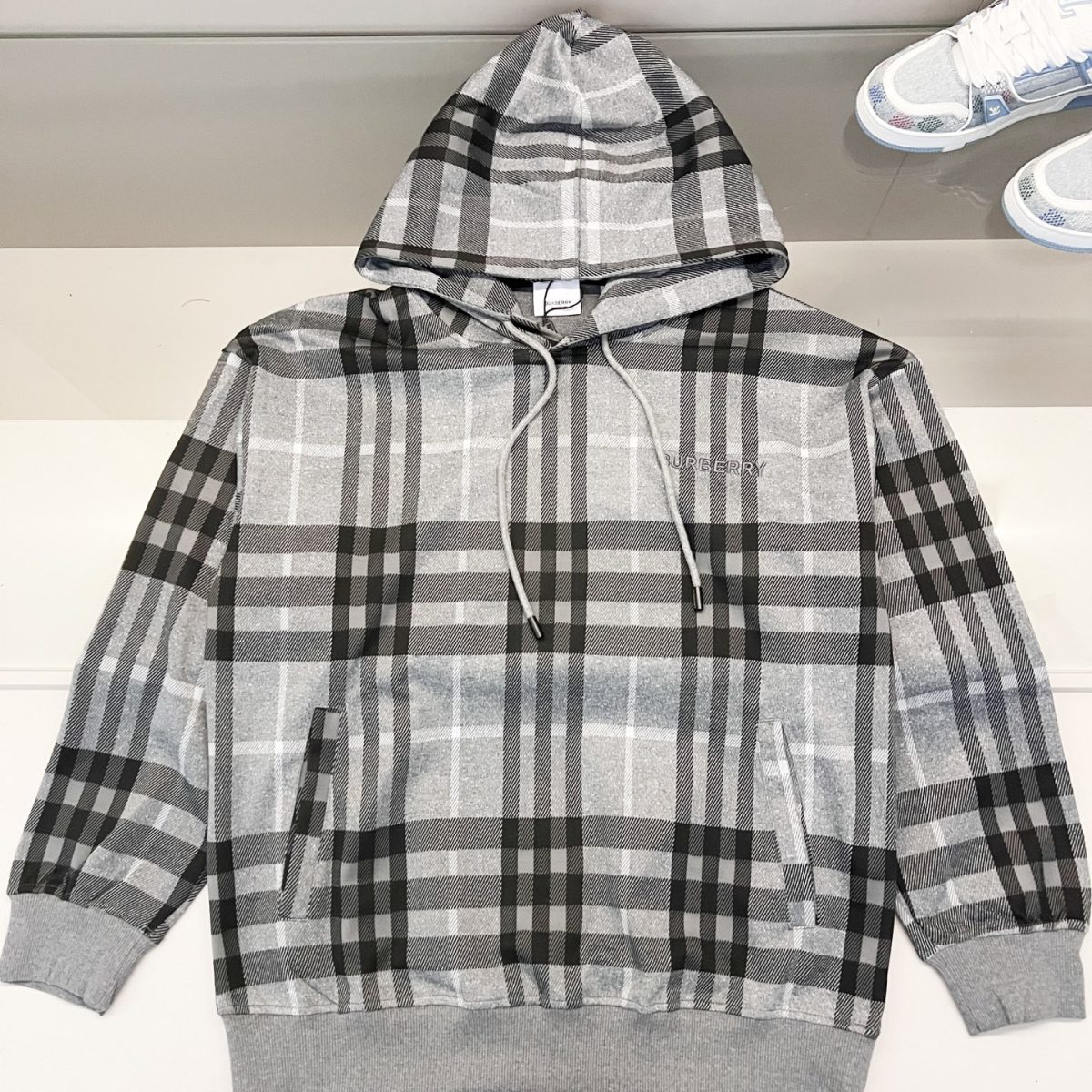 Burberry Unisex Sweatshirt Size S-XL - Image 5