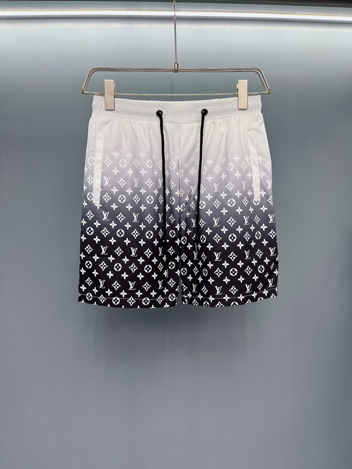 Louis Vuitton Beach Pants Size M-XXXL - Image 1