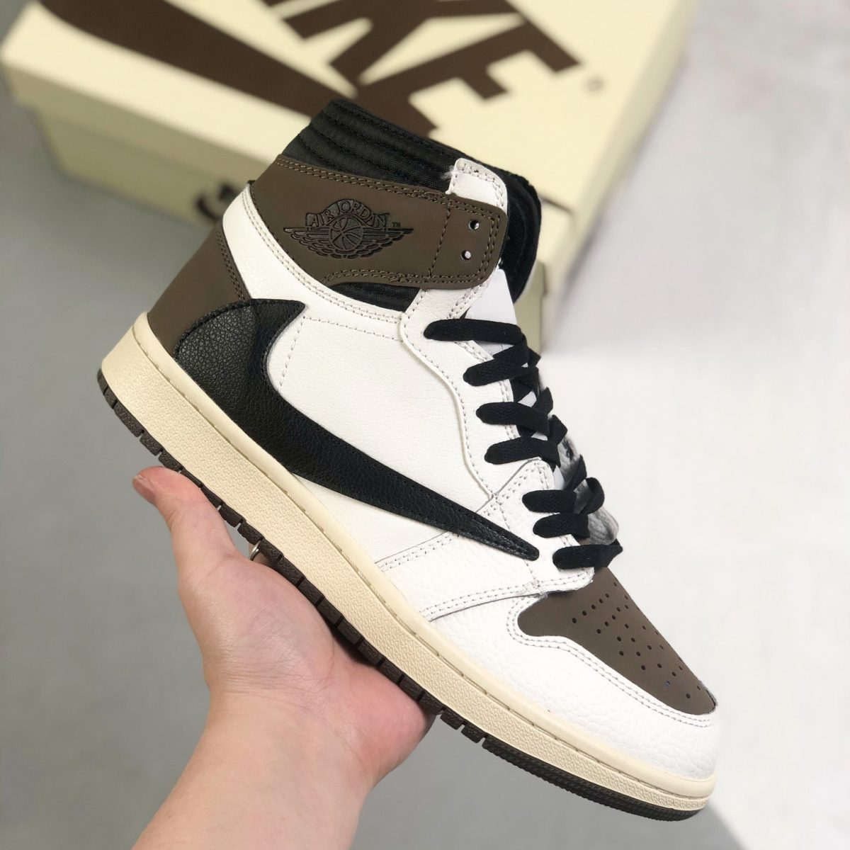 Nike Air Jordan 1 x Travis Scott High Top Sneaker Shoes Gr. 36-46 - Image 1