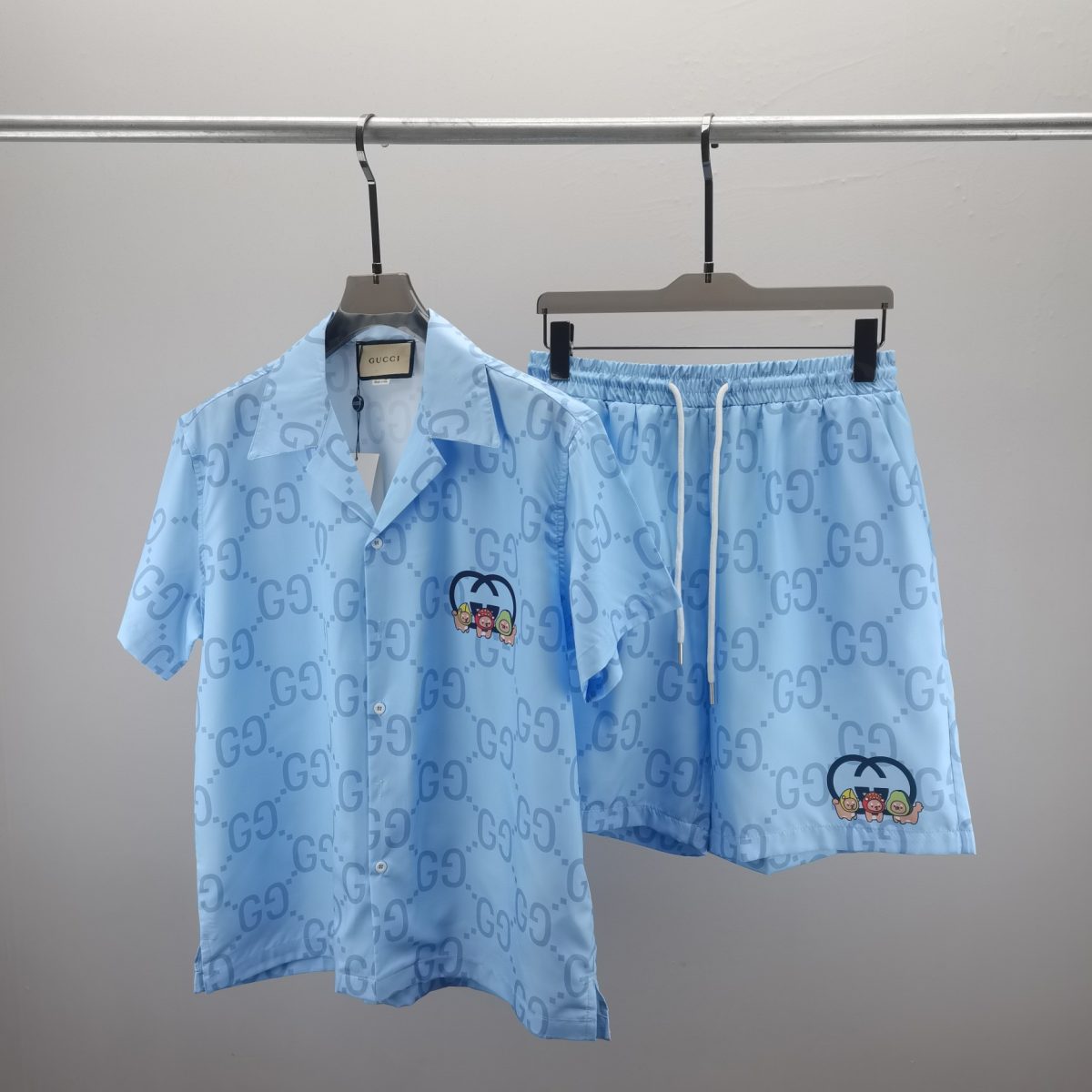 Gucci Sommeranzug Size M-XXXL - Image 1