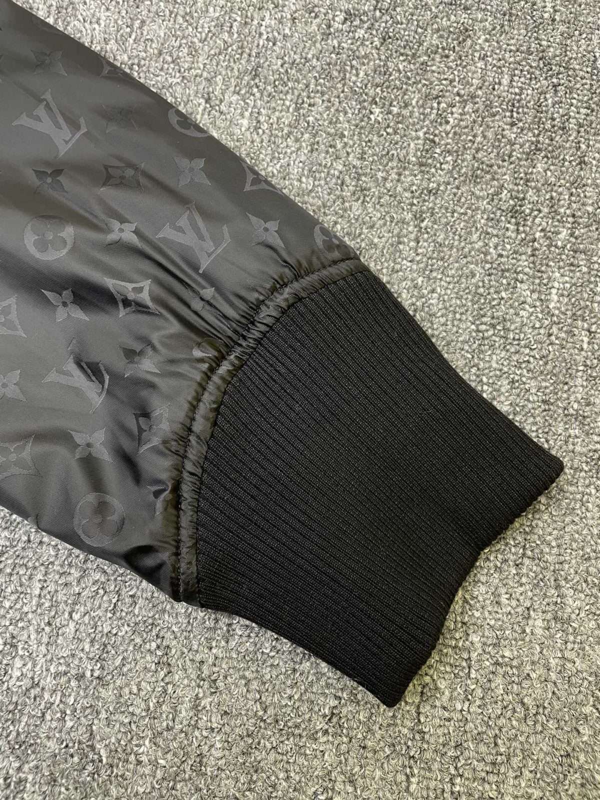 Louis Vuitton Unisex Jacket Size S-XL - Image 7