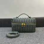 Bottega Veneta Vanity Case Shoulder Bags 24*13*6cm