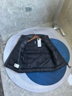 Canada Goose E2229 Crofton Vest-WD Men Winter Vest Size S-XXL - Image 4