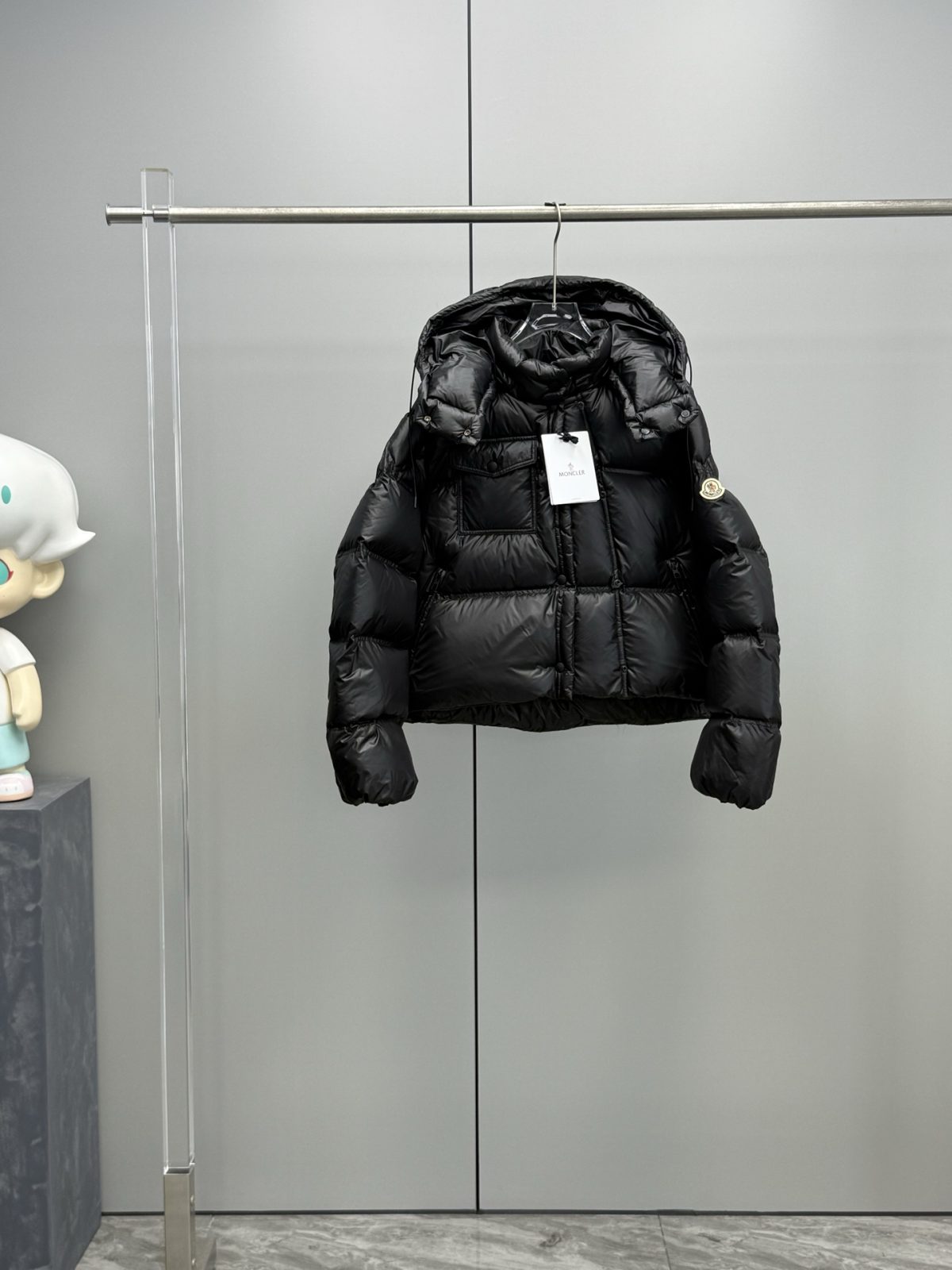 Moncler 25ss Erea Women Down Jacket Size S-L - Image 3