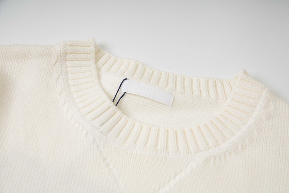 Prada Unisex Sweatshirt Size S-XL - Image 9