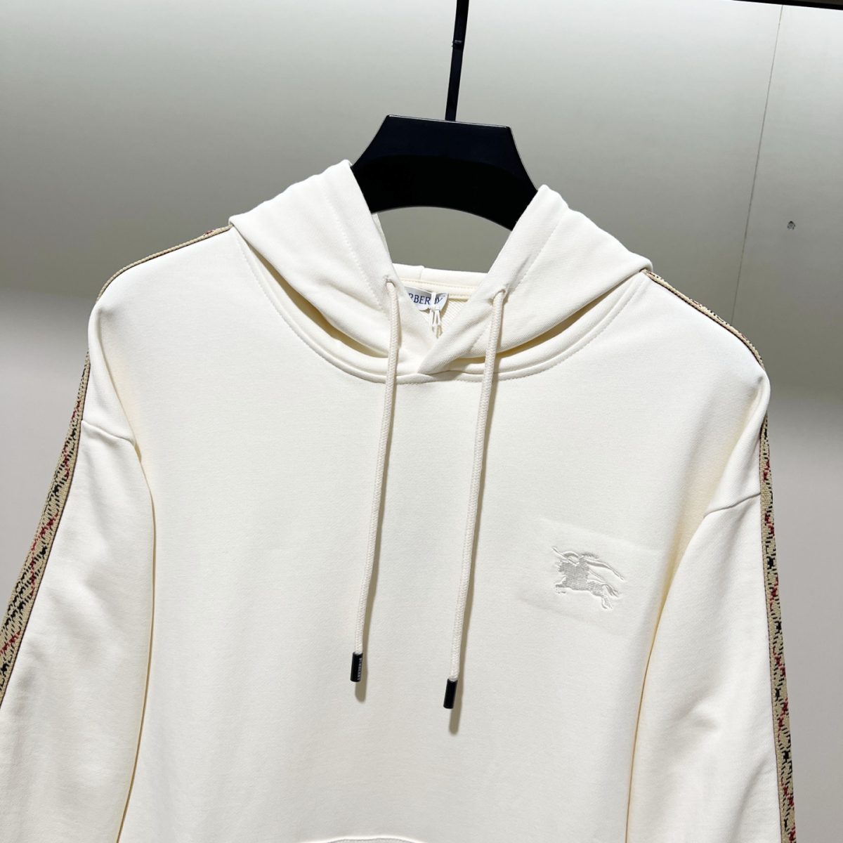 Burberry Unisex Sweatshirt Size S-XL - Image 5