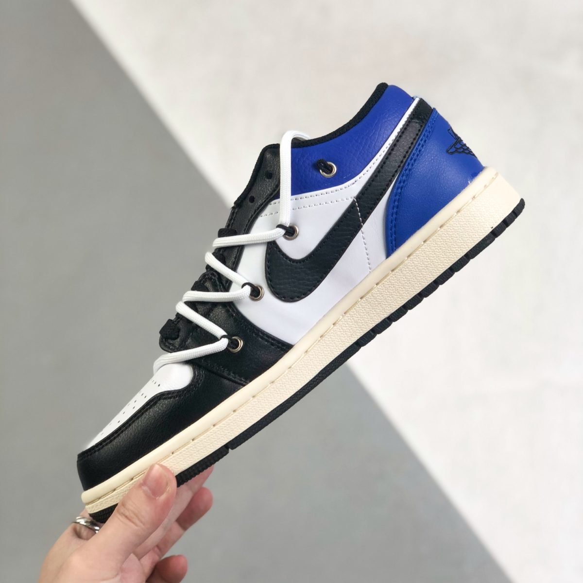 Nike Air Jordan 1 x OFF White Low Top Sneakers Shoes Gr. 36-46 - Image 3