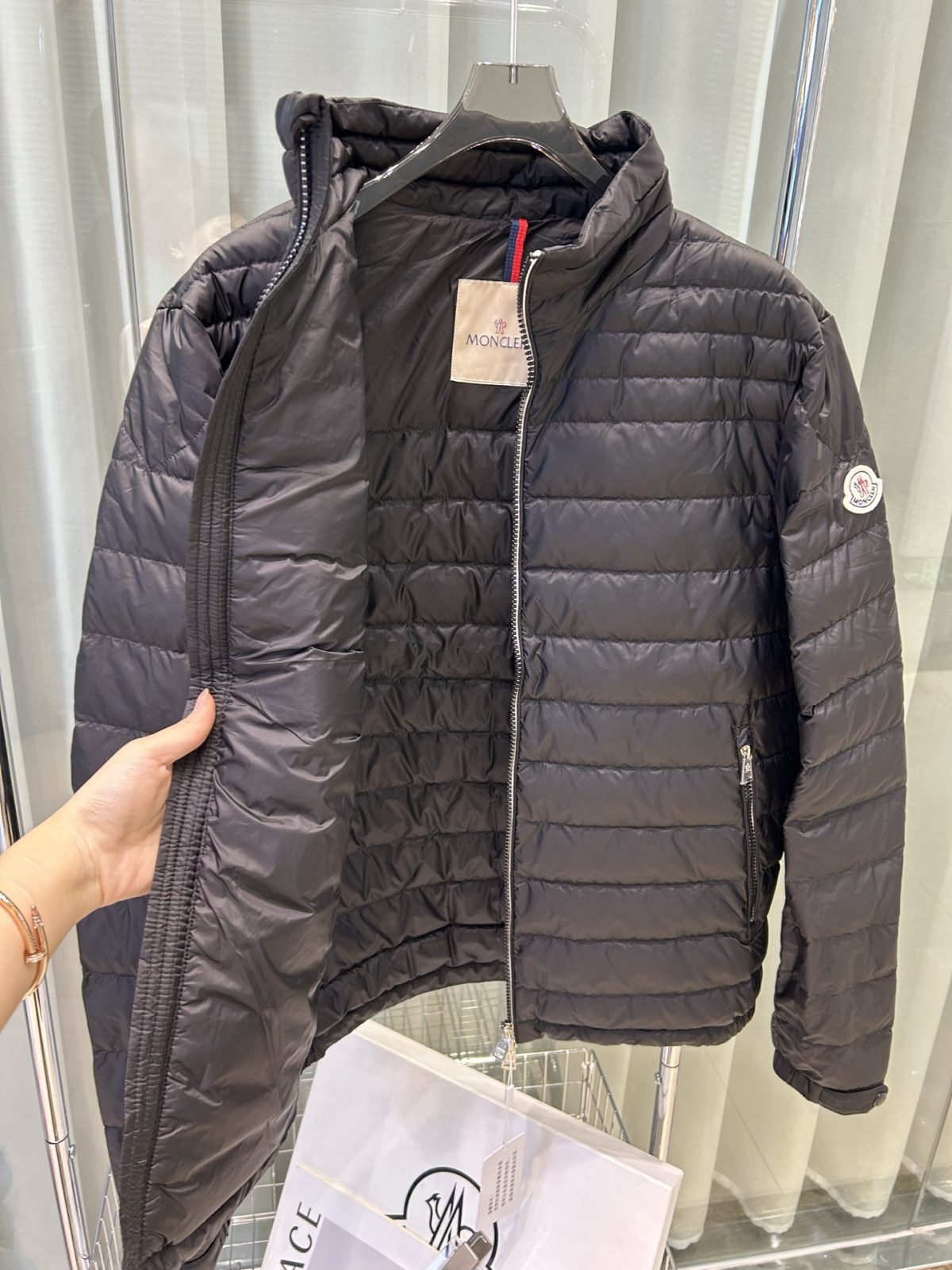 Moncler 25SS Arnique Down Jacket Size 1-5 - Image 9