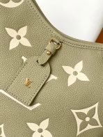 Louis Vuitton M46672 CarryAll Women Bags Size 29*24*12cm - Image 5
