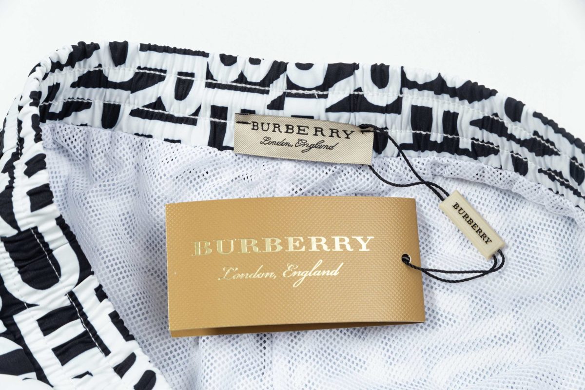 Burberry Beach Pants Size M-XXXL - Image 9