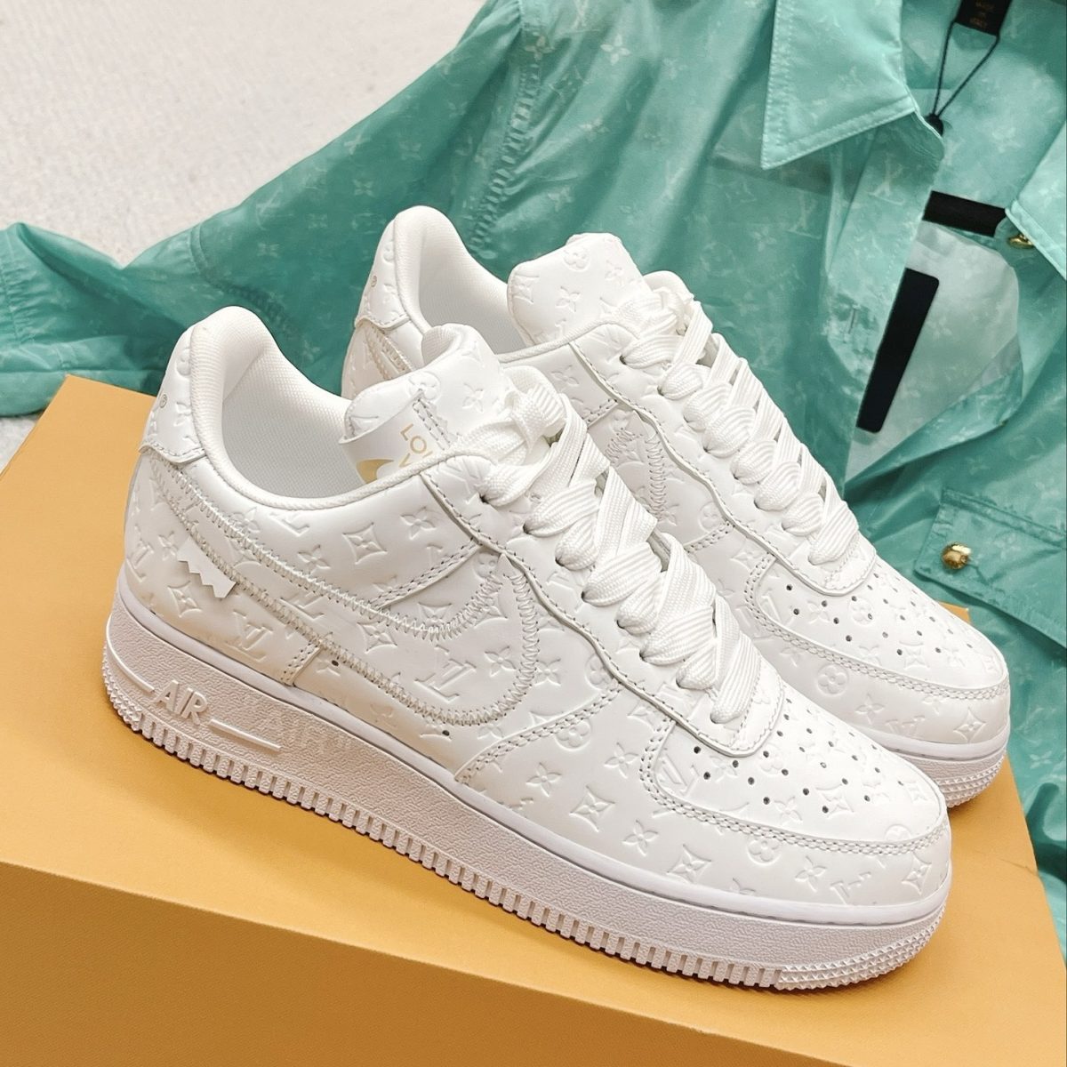 Nike Air Force 1 & Louis Vuitton Sneaker Size 36-45 - Image 1