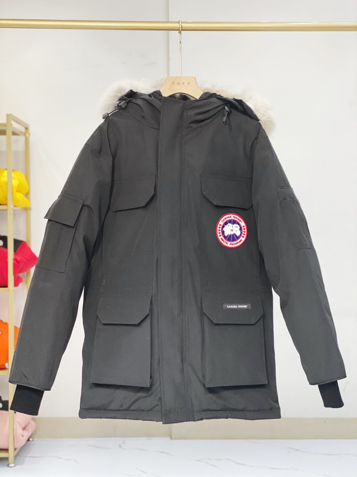 Canada Goose 08 Mens/Women Winter Jacket XS-XXL - Image 1