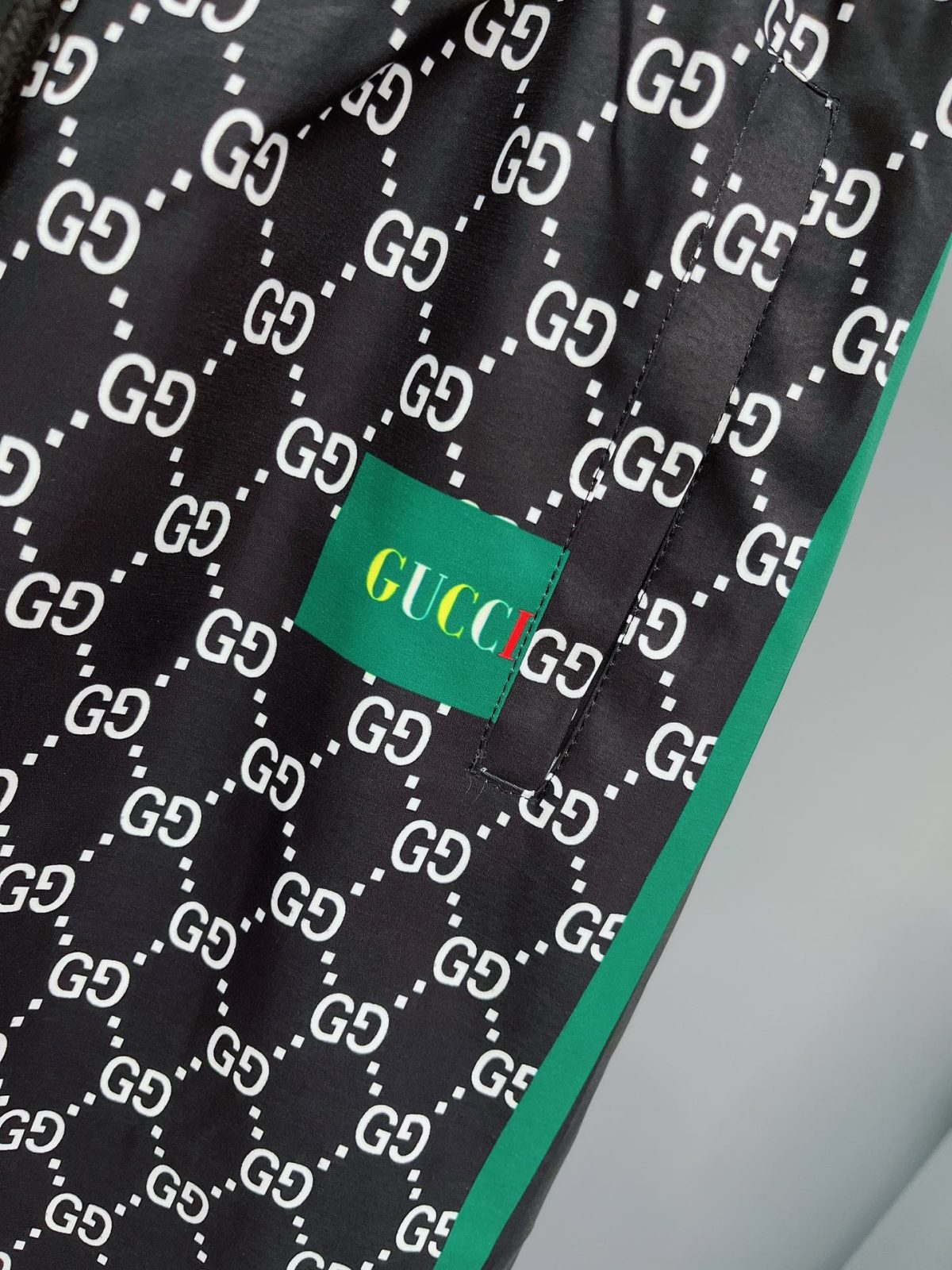 Gucci Beach Pants Size M-XXXL - Image 6