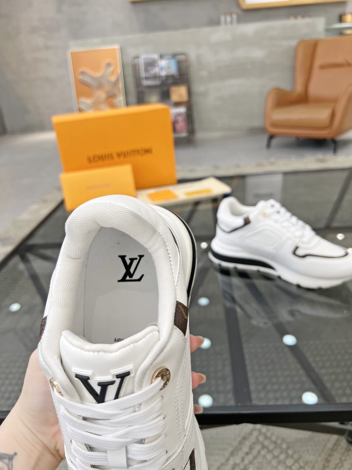 Louis Vuitton 2024ss Runaway Sneaker Size 40-46 - Image 8