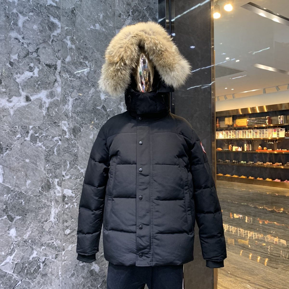 Canada Goose 29 Mens/Women Winter Jacket S-XXL - Image 1