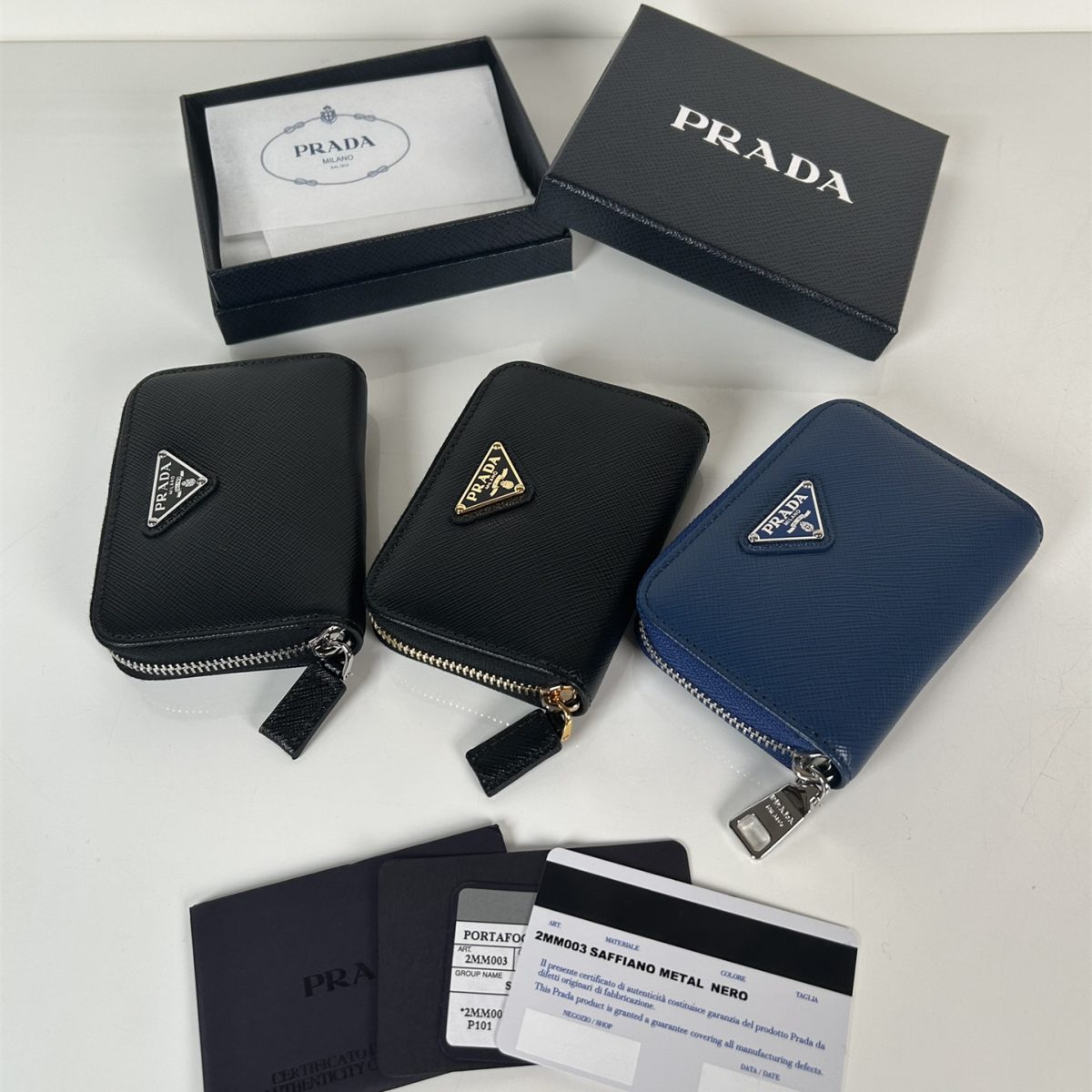 Prada Card Holder Size 11*8cm - Image 1