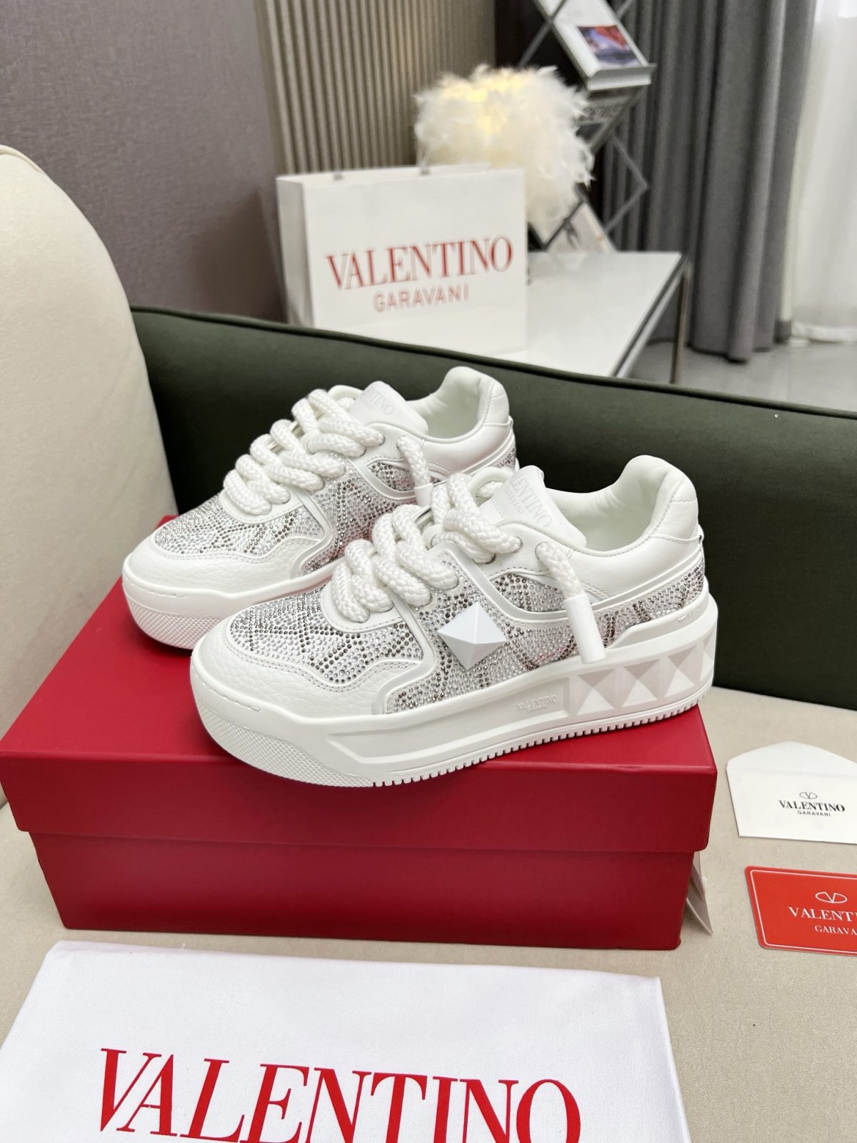 Valentino 2023 new Sneaker size 35-46 - Image 2