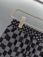Louis Vuitton Beach Pants Size M-XXXL - Image 4