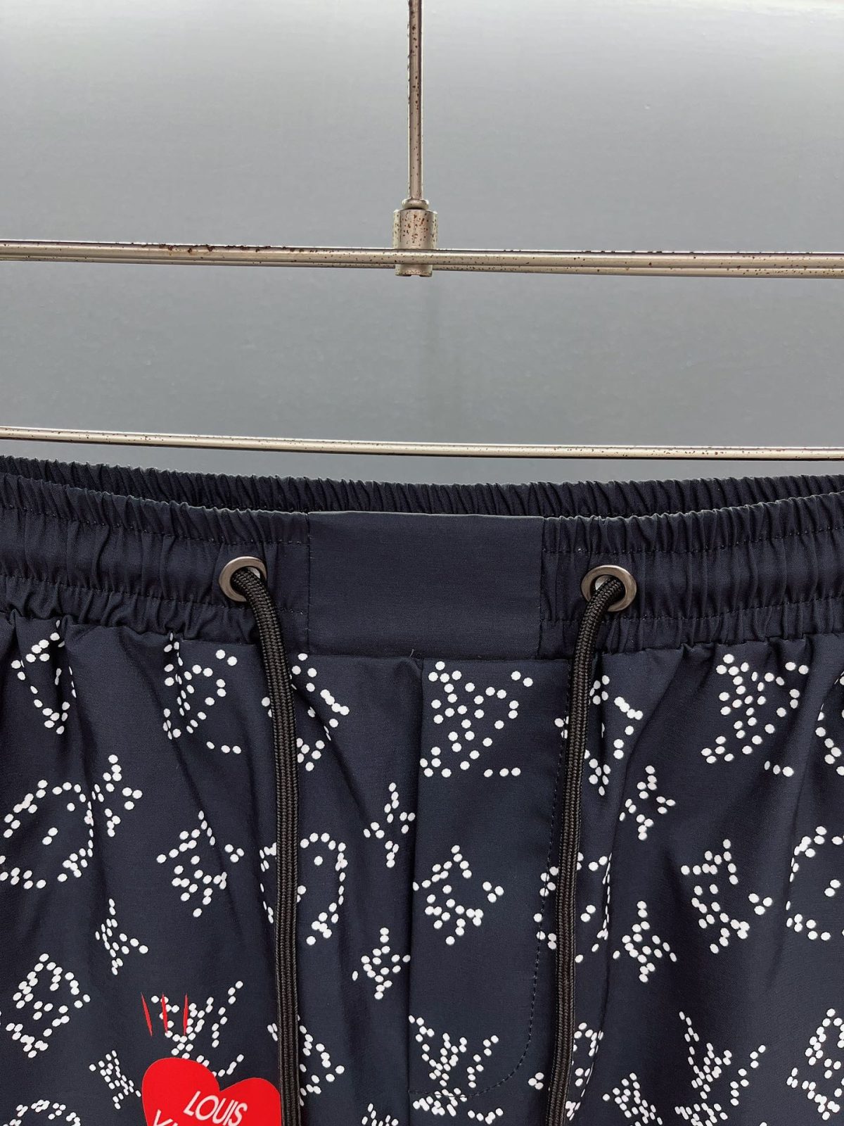 Louis Vuitton Beach Pants Size M-XXXL - Image 3