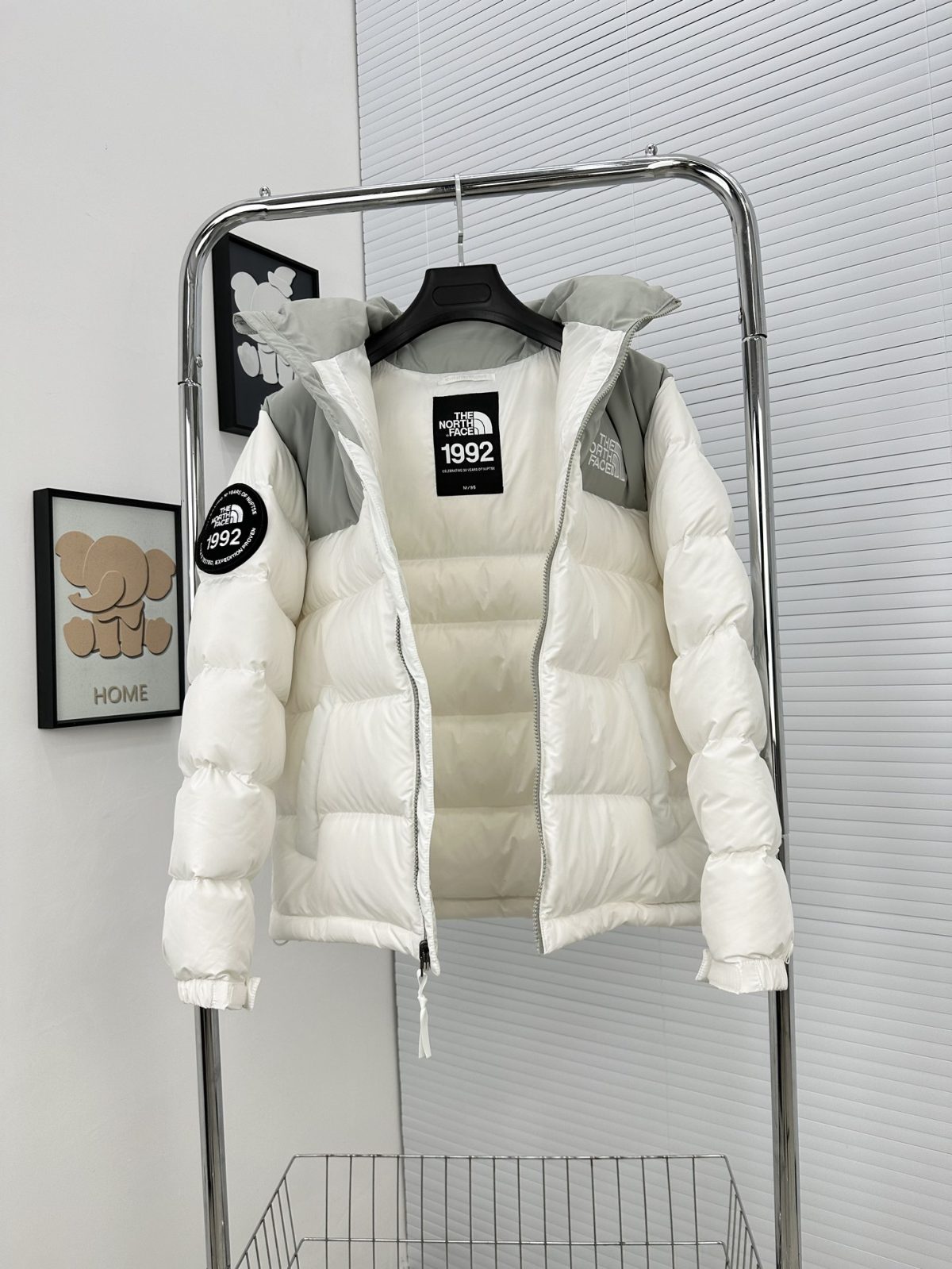 The North Face 1992 Men Women Winter Jacket XS-XXL - Image 2