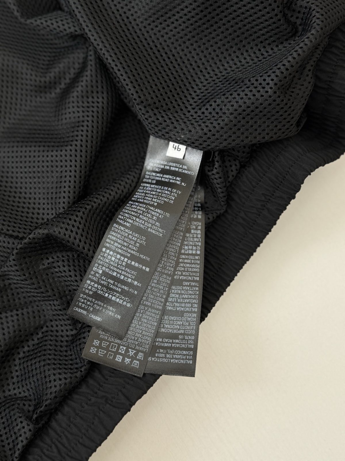 Balenciaga Unisex Jacket Size S-XL - Image 11