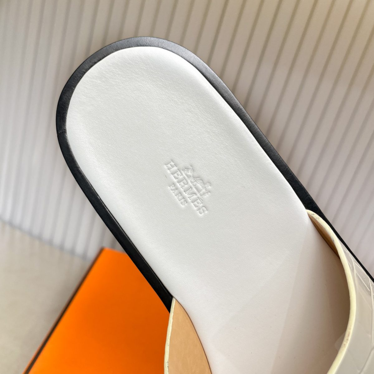 Hermes lzmir Sandals Size 40-45 - Image 6