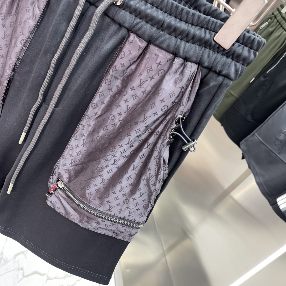 Louis Vuitton Shorts M-3XL - Image 6