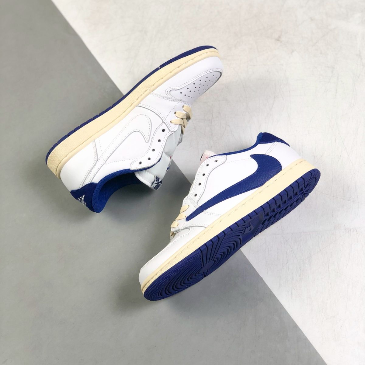Nike Air Jordan 1 x Travis Scott Low Top Sneaker Shoes Gr. 36-46 - Image 5