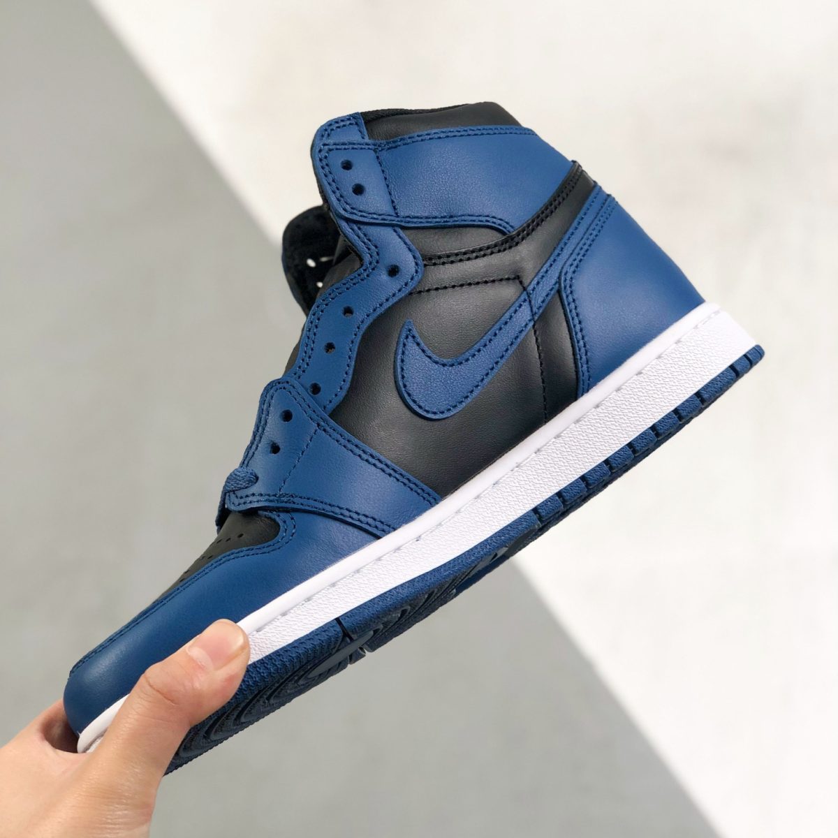Nike Air Jordan 1 High Top Sneakers Shoes Gr. 36-46 - Image 3