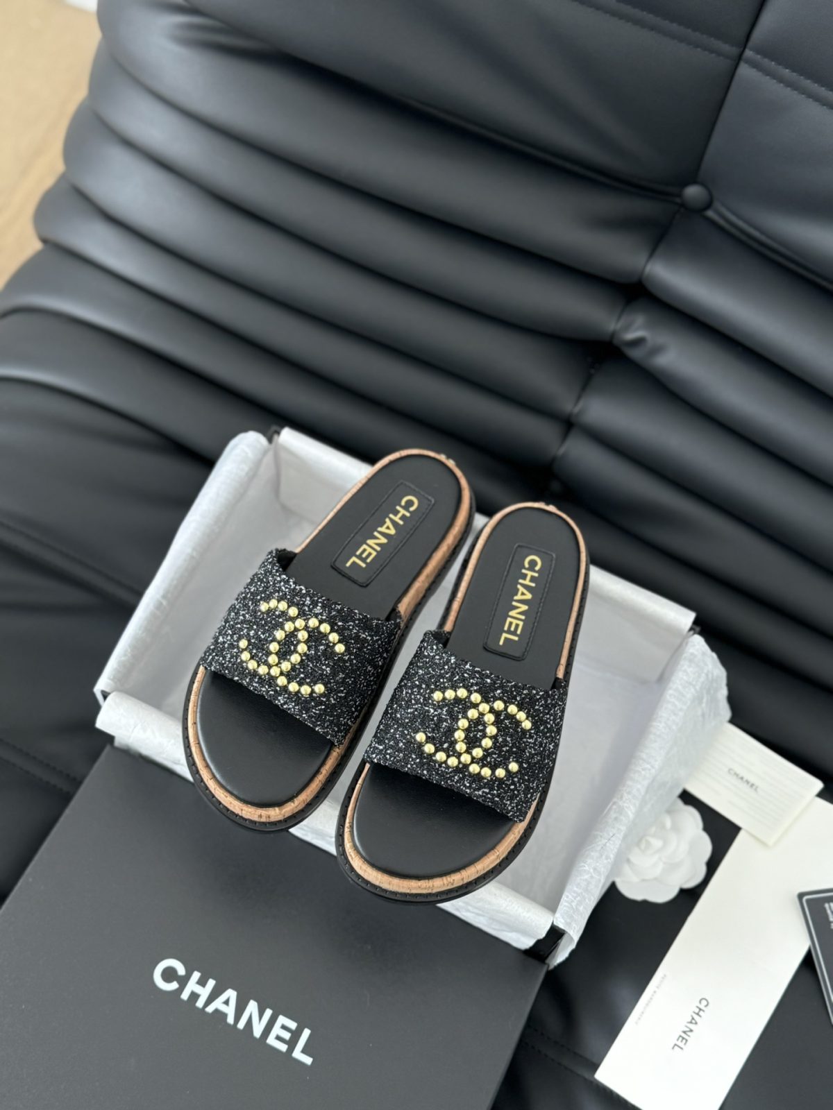Chanel 2024 New Slippers Size 36-41 - Image 2