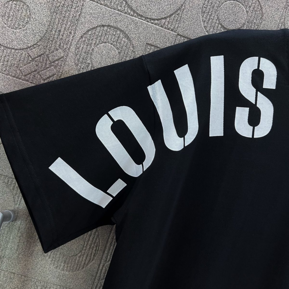 Louis Vuitton Logo T Shirt Size XS-L - Image 9