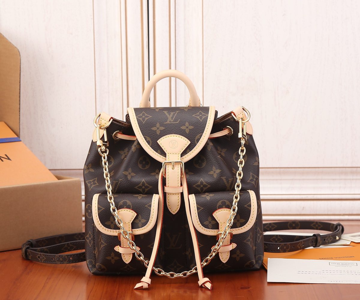 Louis Vuitton Excursion PM Backpack Bags 21*23*10cm - Image 2