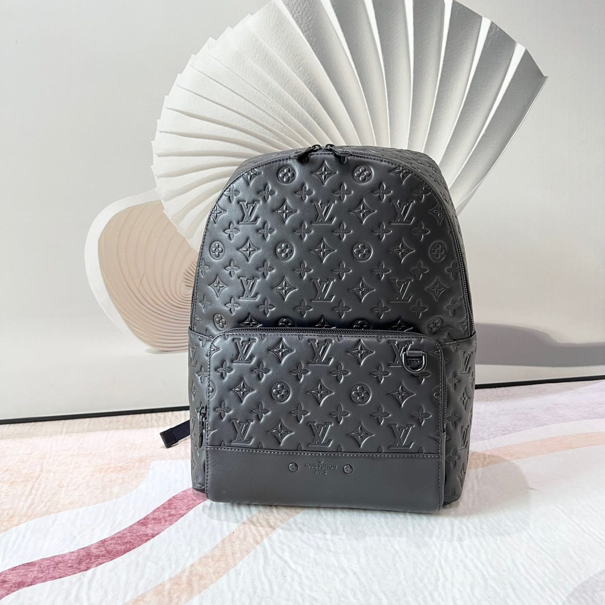 Louis Vuitton M46109 Racer Backpack Size 41*33*18cm - Image 2