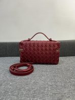 Bottega Veneta Vanity Case Shoulder Bags 24*13*6cm - Image 3
