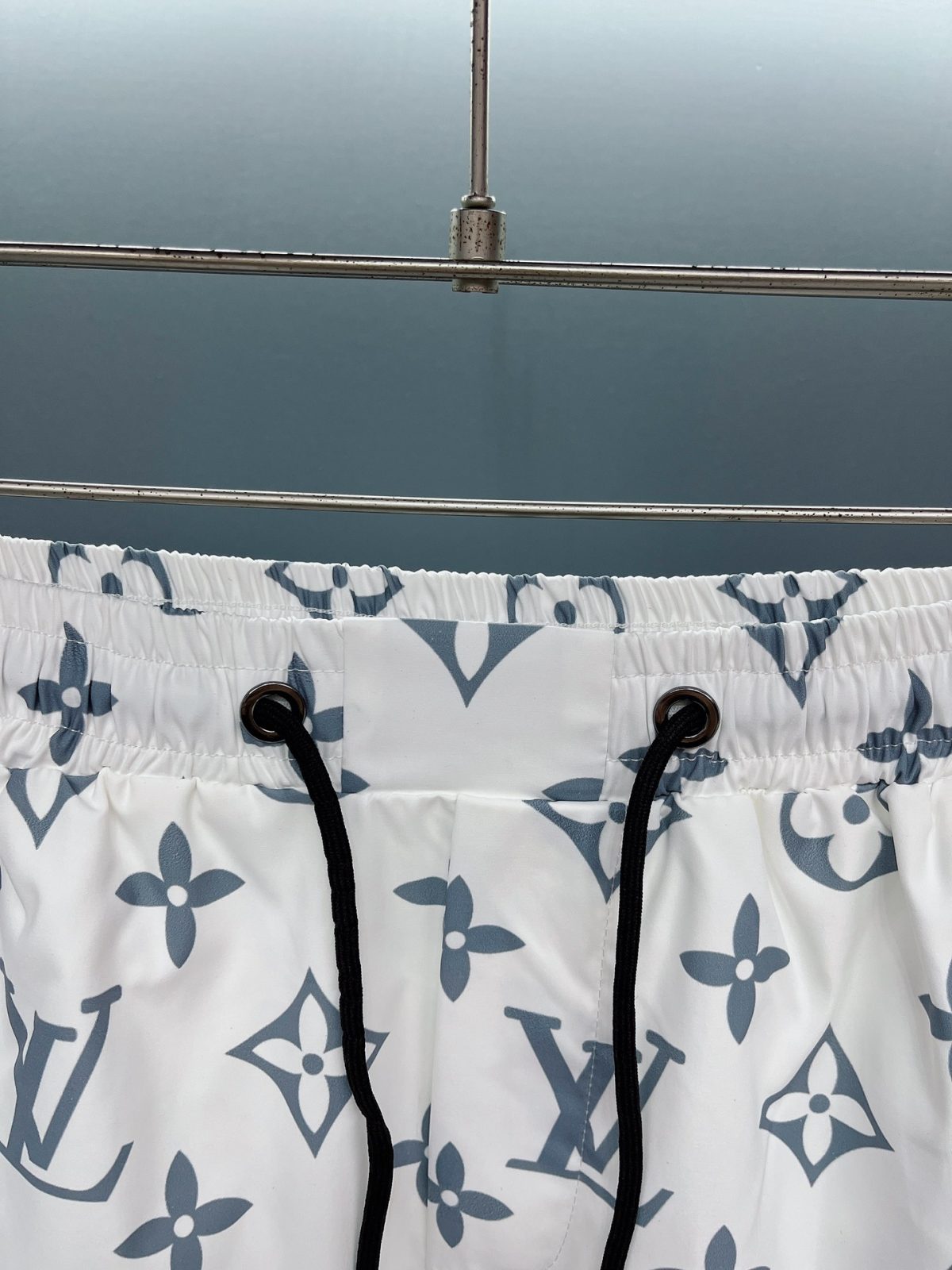 Louis Vuitton Beach Pants Size M-XXXL - Image 3