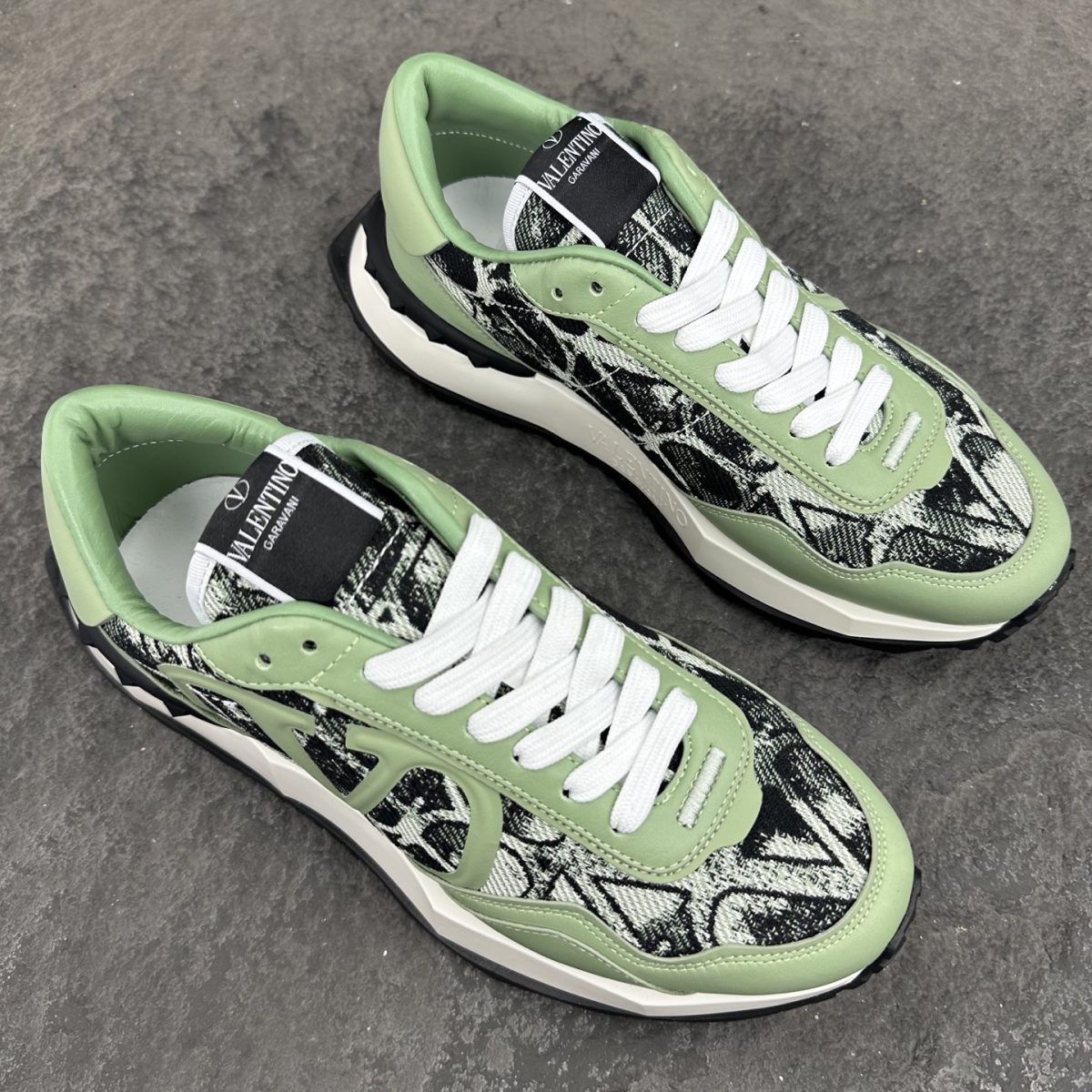 Valentino LACERUNNER Men Sneaker Size 40-46 - Image 2
