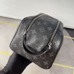 Louis Vuitton Bags Size 28*15*16.5cm - Image 3
