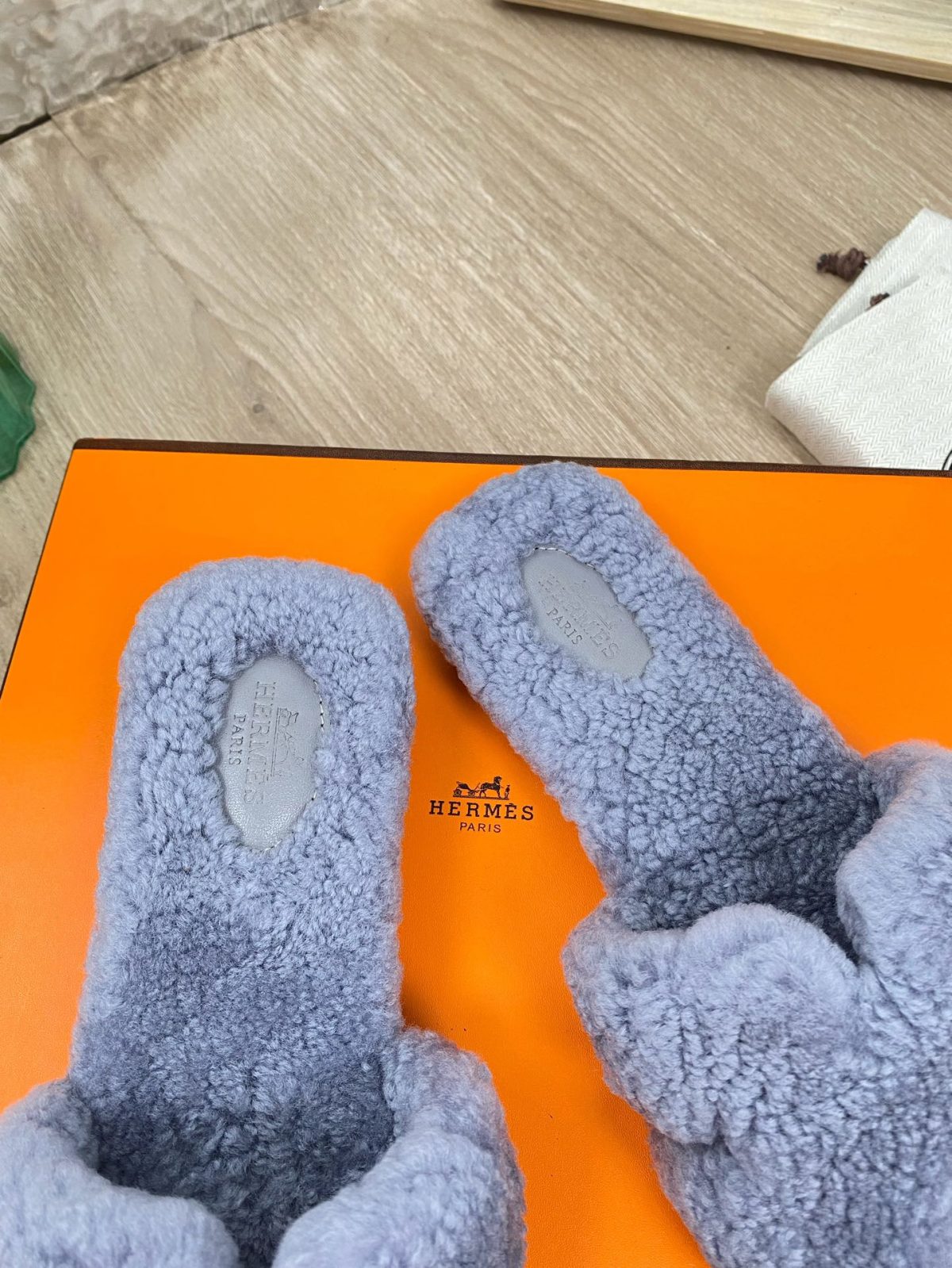 Hermes 23fw Women Winter Slippers Size 36-40 - Image 6