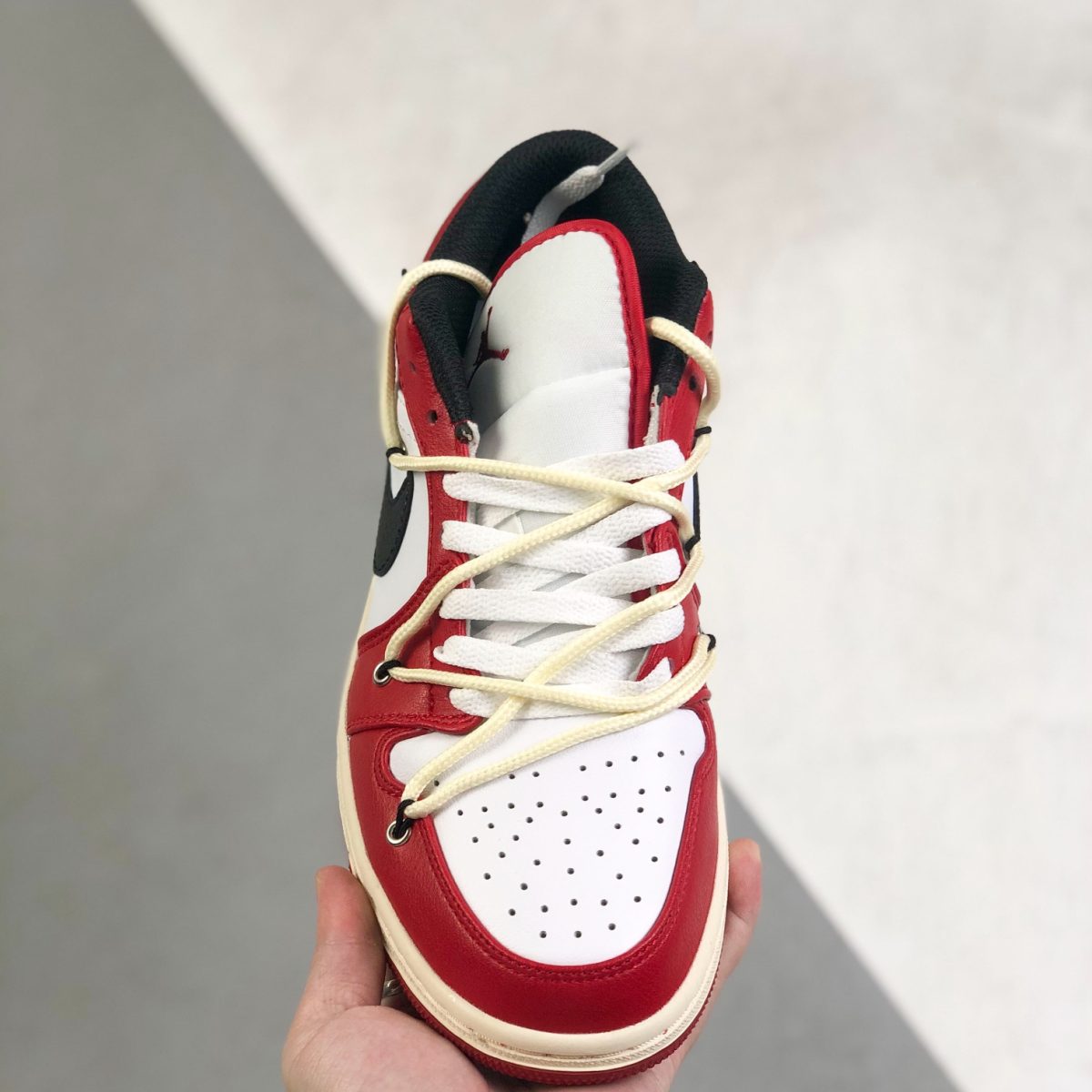 Nike Air Jordan 1 x OFF White Low Top Sneakers Shoes Gr. 36-46 - Image 2