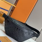 Louis Vuitton M46036 Discovery BumbagMen Bags Size 44*15*9cm - Image 3