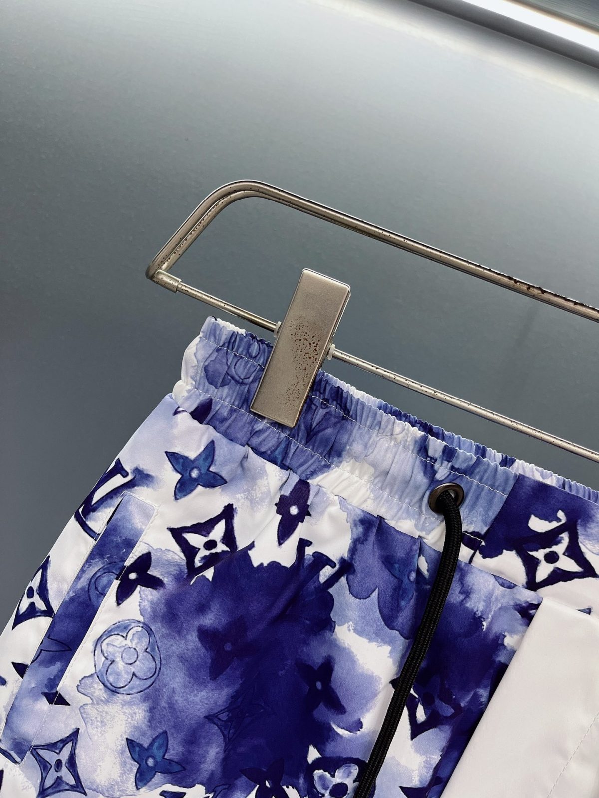 Louis Vuitton Beach Pants Size M-XXXL - Image 4