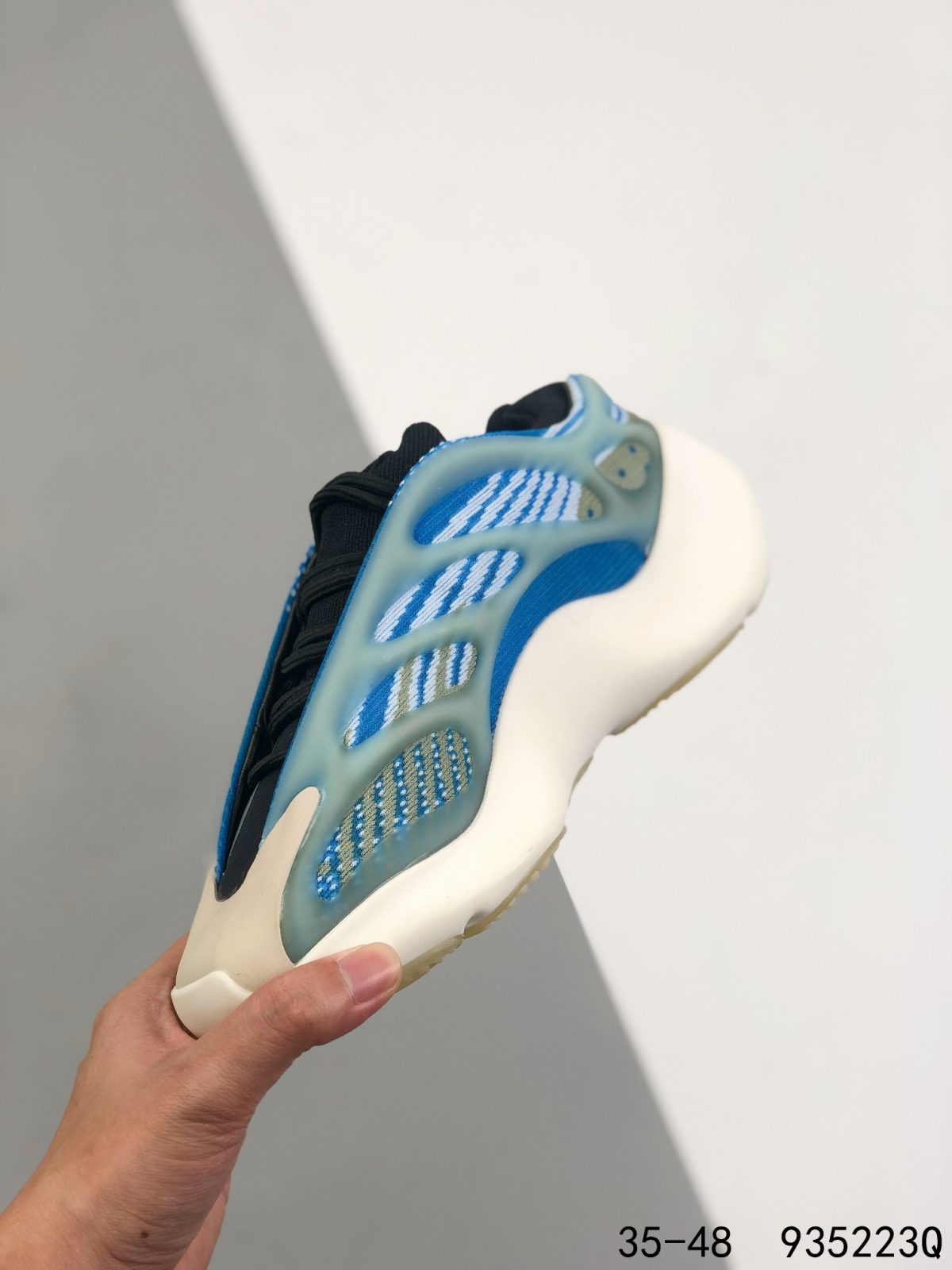 Yeezy 700 V3 Mens/Women's Sneakers Shoes 35 - 48 - Image 6
