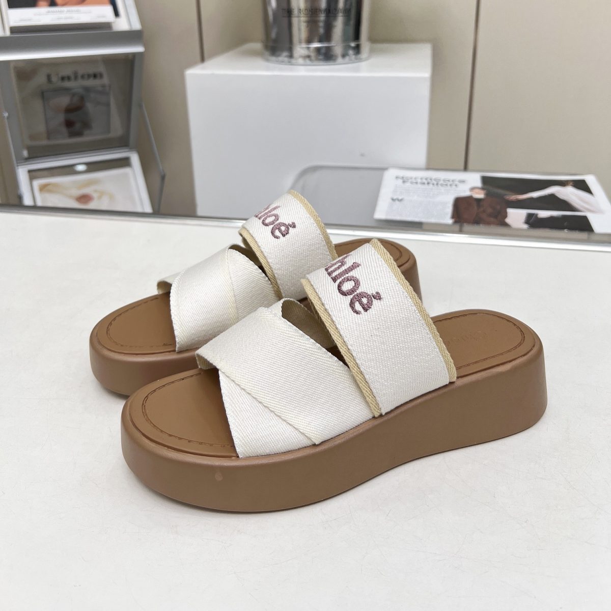 Chloe Women Slippers Size 36-42 - Image 1