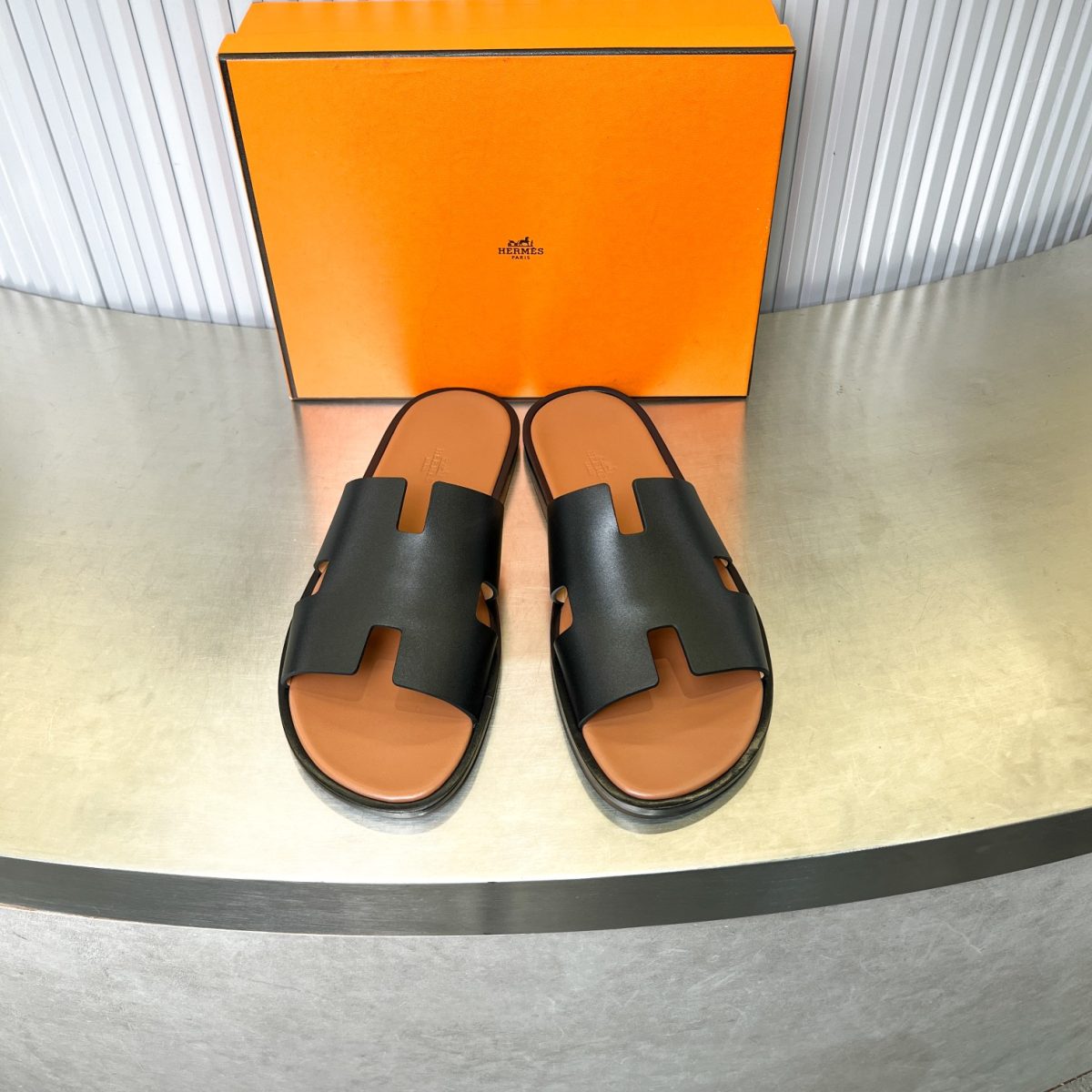 Hermes lzmir Sandals Size 40-45 - Image 2
