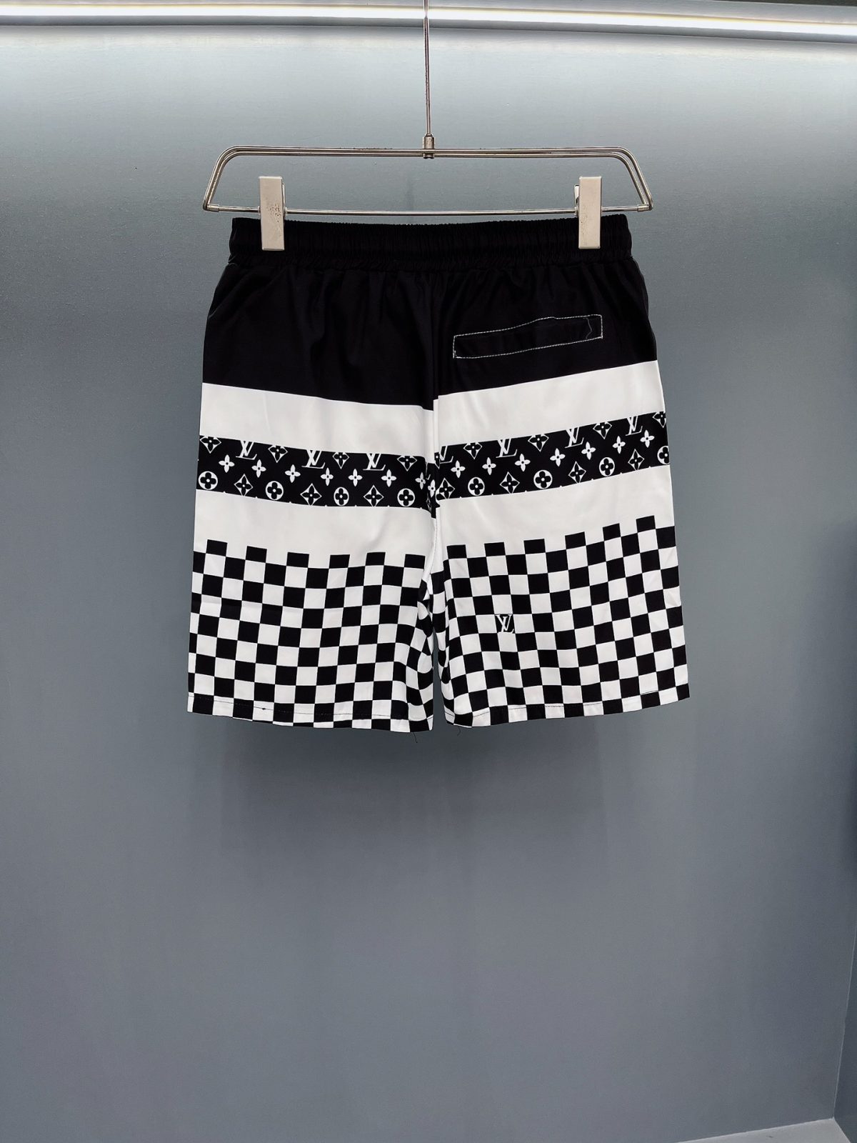Louis Vuitton Beach Pants Size M-XXXL - Image 8