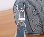 Louis Vuitton M22762 Keepall Bandouliere Women Bags Size 25*15*11cm - Image 7