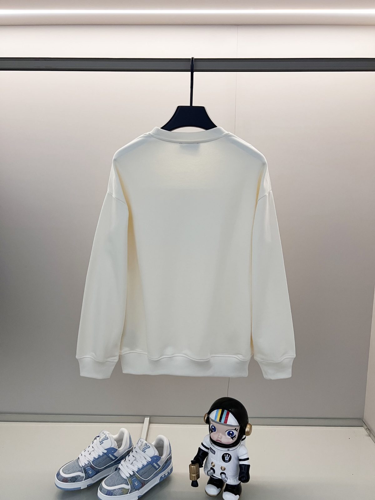 Gucci Unisex Sweatshirt Size S-XL - Image 9