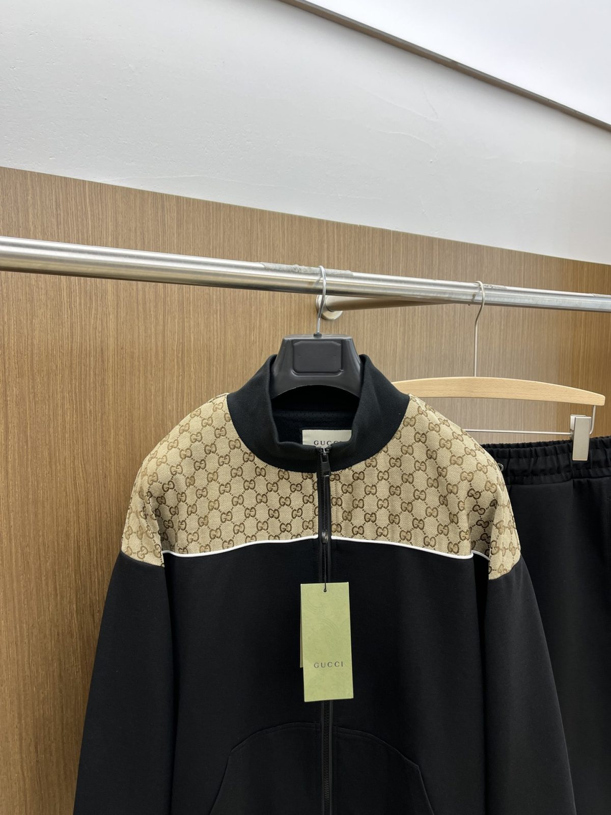 Gucci Unisex Jogging suit Size M-XXXL - Image 2